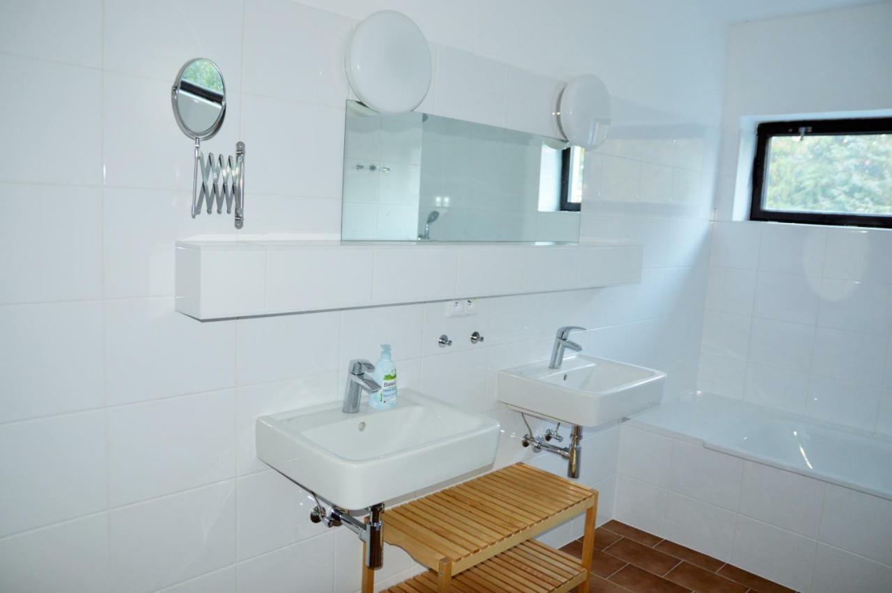 Holiday home Ubytovani V Klanovicich - Forest Garden Prague
