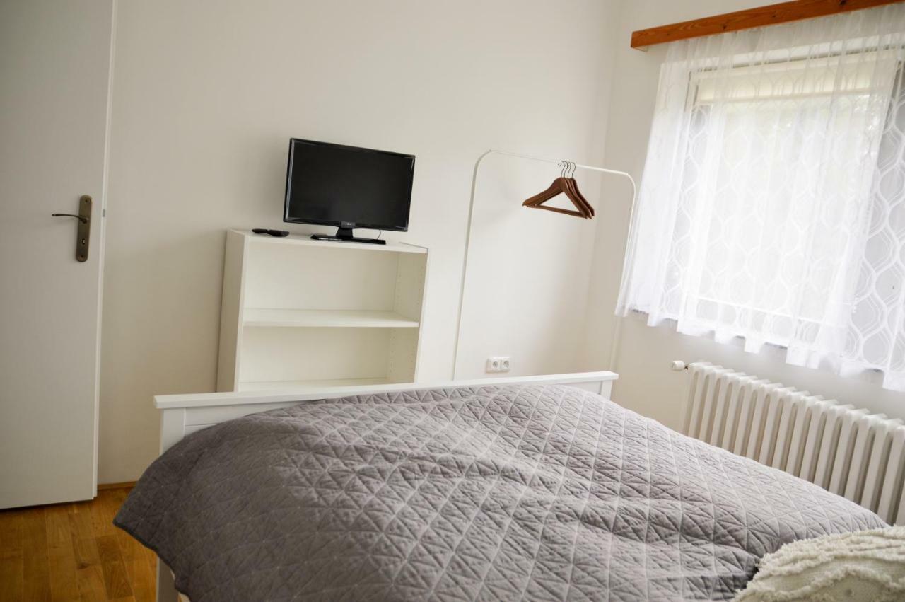 Ubytovani V Klanovicich - Forest Garden Holiday home *